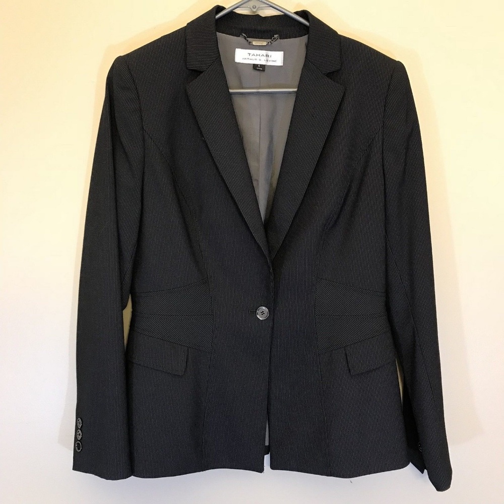 TAHARI Arthur S. Levine Size 6 Striped Blazer Top